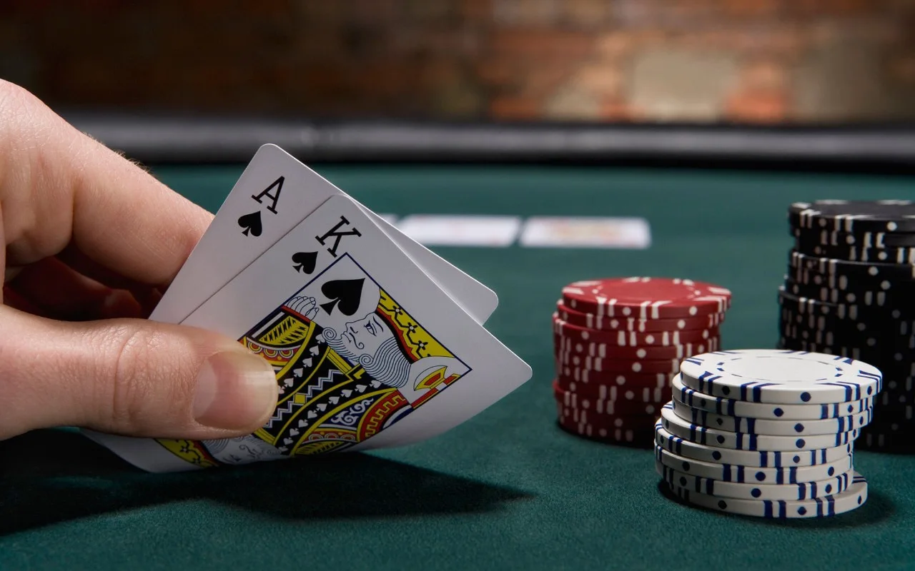 Game bài poker là gì? Luật chơi poker cơ bản cho tân thủ-3